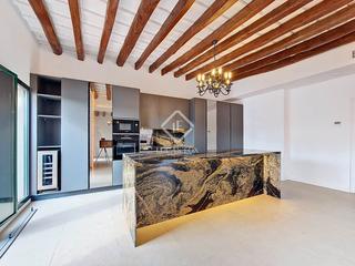 Attique à Centrevila. Ático de obra nueva de 3 dormitorios con 156m terraza en venta e