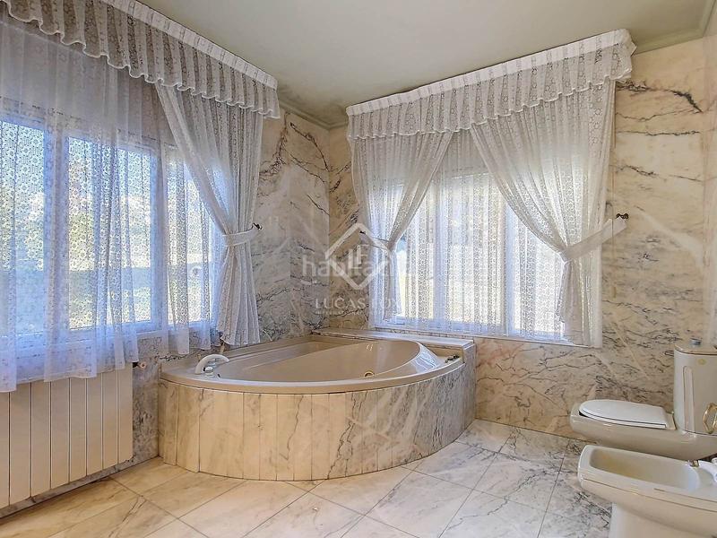 Foto ad9e0981-510d-4d51-8468-6a56320e214b. Miete chalet mit heizung pool in Mas Mel Calafell