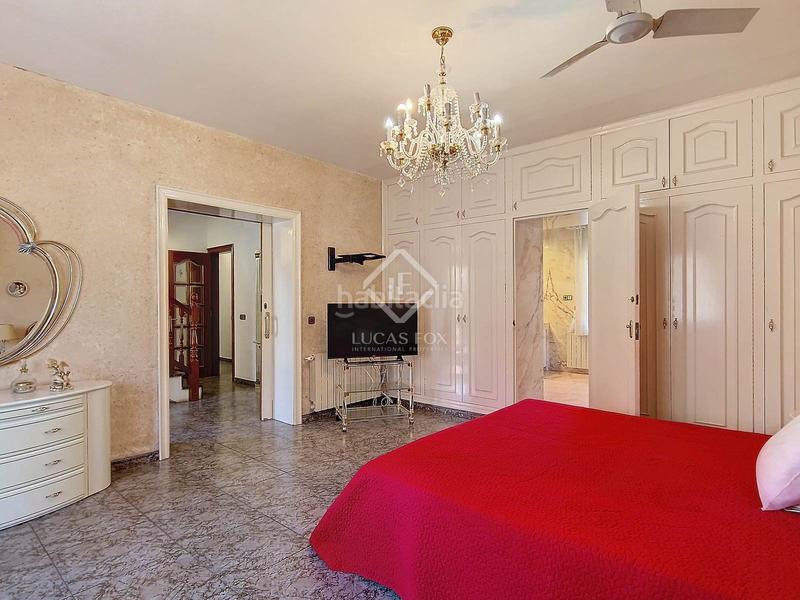 Foto 02c574c3-6bee-4c48-ab5c-7790721ad840. Rent chalet with heating pool in Mas Mel Calafell