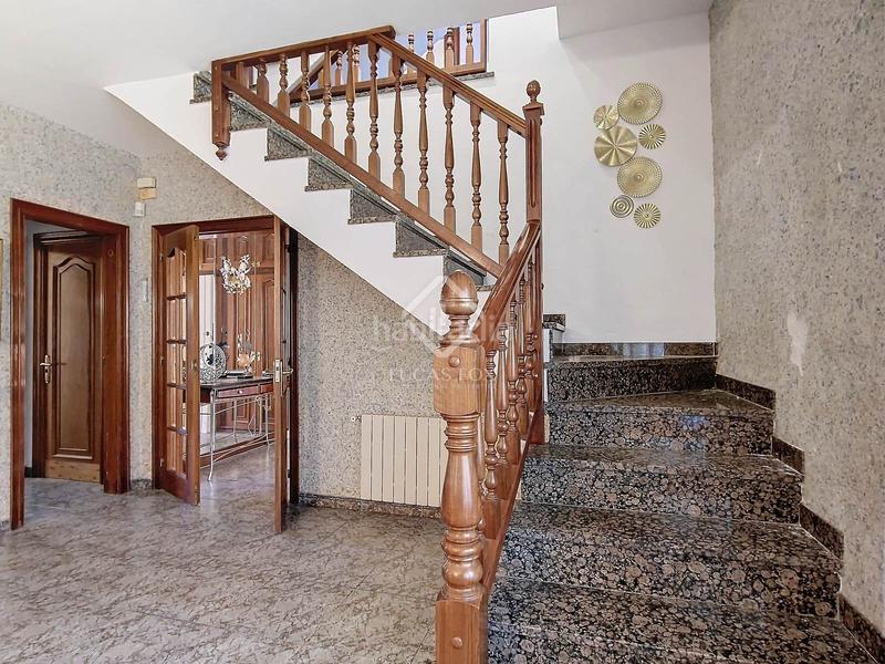 Foto 34595da6-f1d0-41fe-a6ec-a7e9950098d8. Rent chalet with heating pool in Mas Mel Calafell