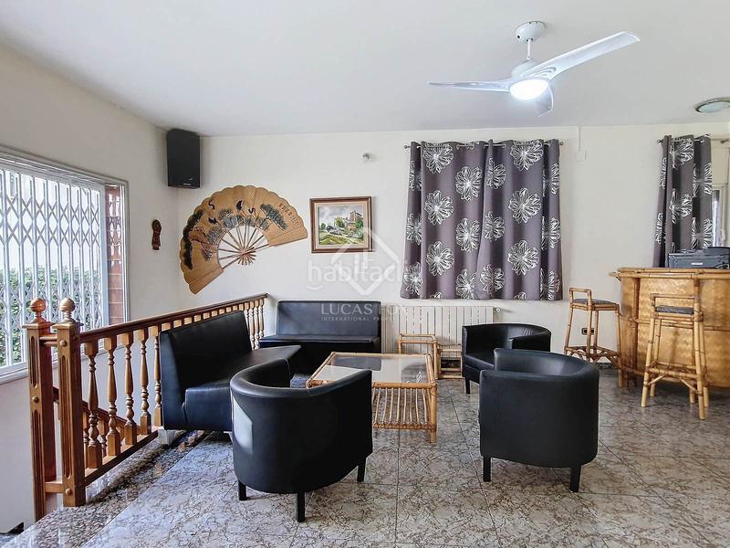 Foto 8f95daf8-cb6c-4321-b08d-8f7fc7b73d56. Rent chalet with heating pool in Mas Mel Calafell