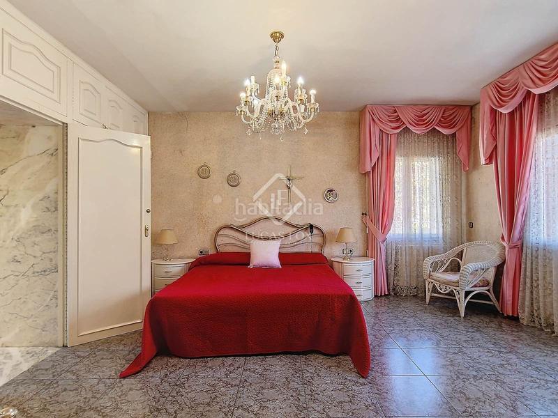 Foto aff4032a-2bb3-4517-99e5-83ccbe62a1f6. Rent chalet with heating pool in Mas Mel Calafell