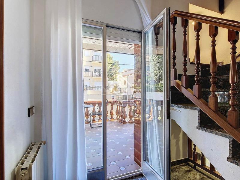 Foto bb4fd72d-e8a3-409f-b789-bf5ef9f26655. Rent chalet with heating pool in Mas Mel Calafell