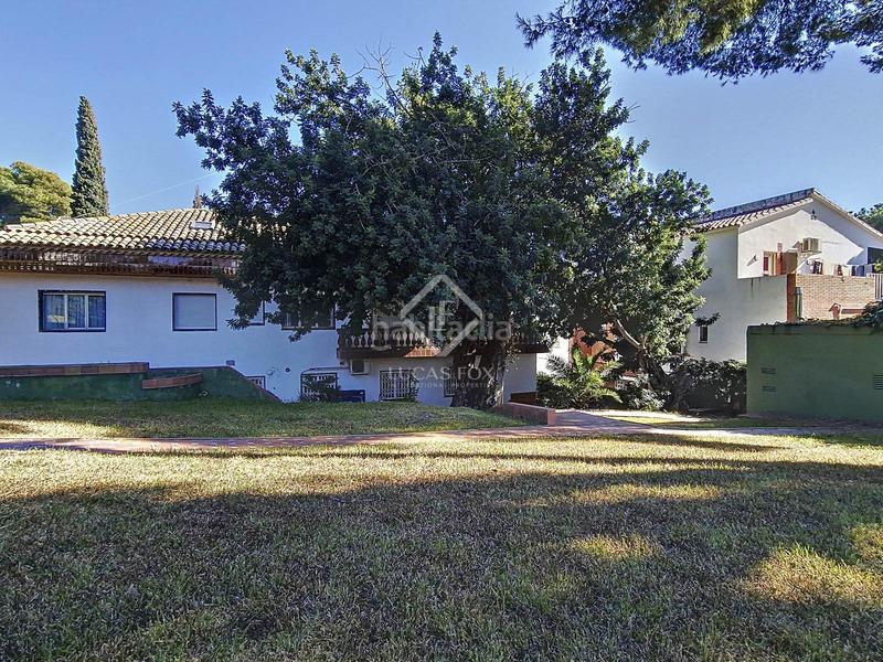 Foto ce75deef-67b5-4fbd-838b-8906ef0f95a9. Rent chalet with heating pool in Mas Mel Calafell