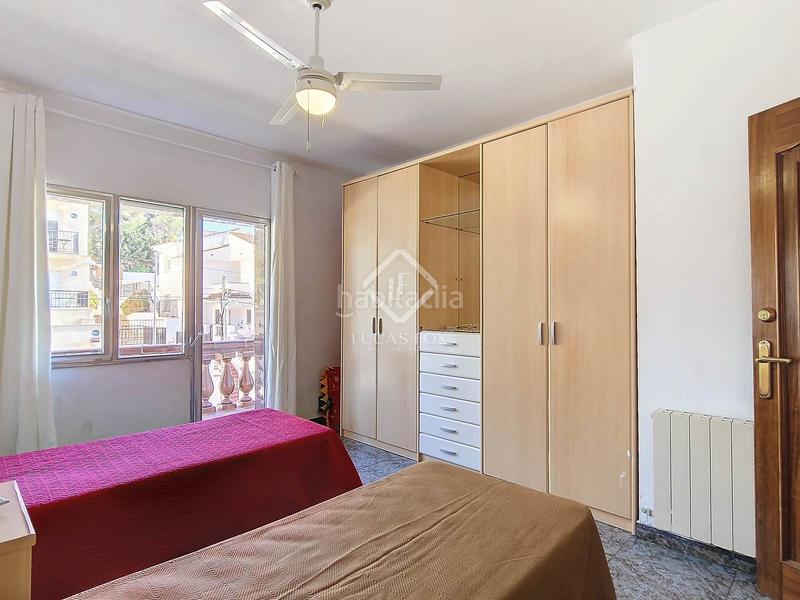 Foto e897c938-2741-4a8c-a265-52fec6bbc629. Rent chalet with heating pool in Mas Mel Calafell