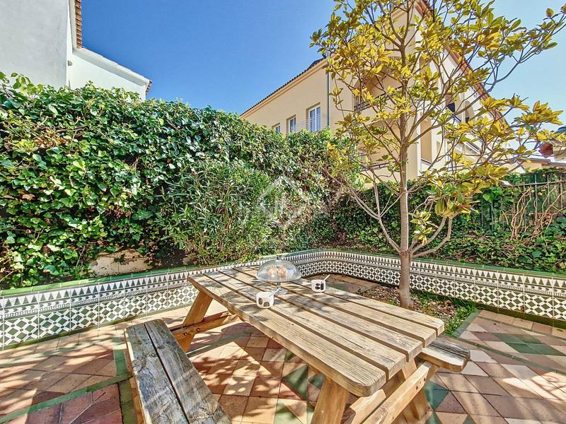 Foto 6fbb597c-6138-4c3f-bdd5-39fbe45c9e04. Chalet espectacular casa independiente a cuatro vientos con vistas al mar en venta en Ribes Roges en Vilanova i la Geltrú