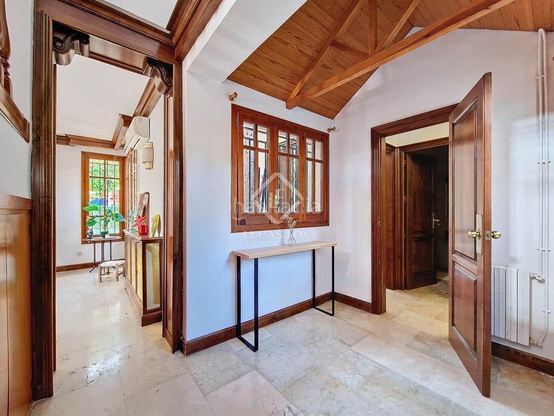 Foto 750a4ac3-827f-46b6-9c56-fcf4f7a0d298. Chalet espectacular casa independiente a cuatro vientos con vistas al mar en venta en Ribes Roges en Vilanova i la Geltrú