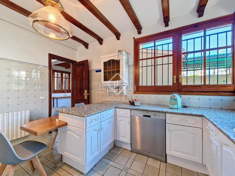 Foto bfa9d0f1-a174-42f3-830e-6122c5d49191. Chalet espectacular casa independiente a cuatro vientos con vistas al mar en venta en Ribes Roges en Vilanova i la Geltrú