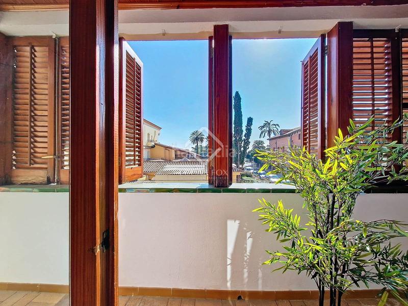 Foto cfb7e717-d8be-4c5b-924e-eb0c6e33eae5. Chalet espectacular casa independiente a cuatro vientos con vistas al mar en venta en Ribes Roges en Vilanova i la Geltrú