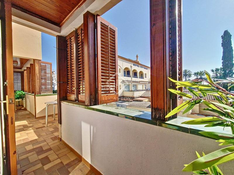 Foto ef3463de-0be0-4efe-89e9-5fede9a6c8ac. Chalet espectacular casa independiente a cuatro vientos con vistas al mar en venta en Ribes Roges en Vilanova i la Geltrú