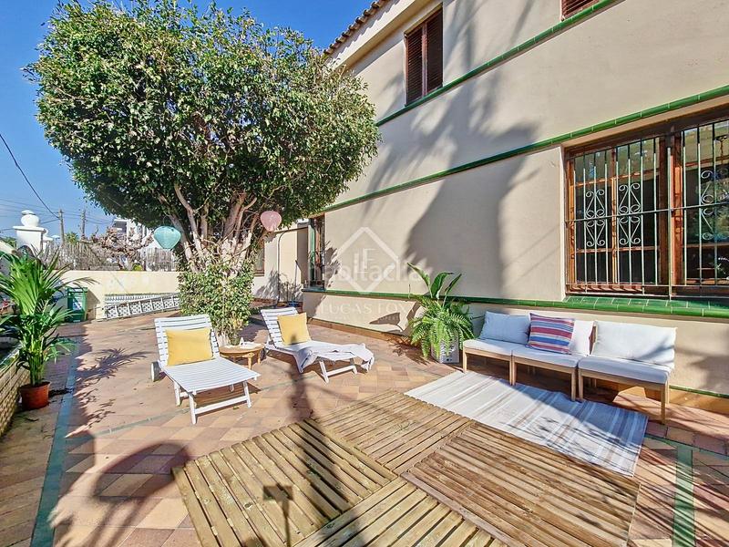 Foto ef74bbbd-bcf7-463b-9a53-5898dcbe23f5. Chalet espectacular casa independiente a cuatro vientos con vistas al mar en venta en Ribes Roges en Vilanova i la Geltrú