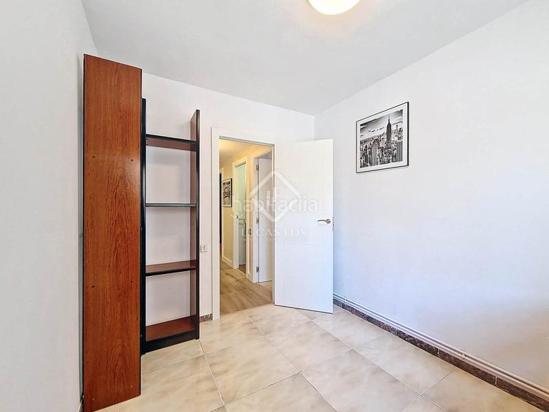 Foto a4944224-eef3-4959-ae0c-3554d06e48ae. Piso fantástico piso esquinero muy luminoso y con vistas al puerto deportivo en venta en vilanova en Vilanova i la Geltrú