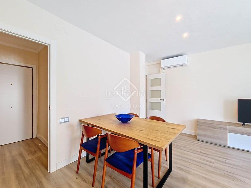 Foto b3fba32b-48a8-43f9-ba10-b88617c8b205. Piso fantástico piso esquinero muy luminoso y con vistas al puerto deportivo en venta en vilanova en Vilanova i la Geltrú