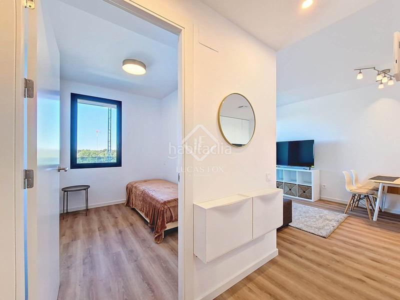 Foto 4d8e7274-aa4d-49ad-8c35-f0975520643c. Alquiler ático piso en alquiler en eixample de mar, en Vilanova i la Geltrú