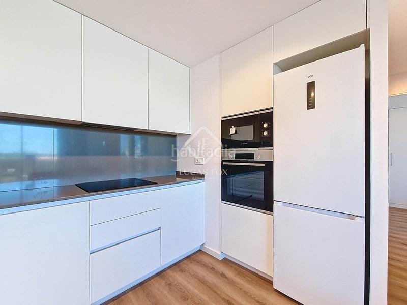 Foto 4b2338df-95ed-4961-9c7f-754cbe99bf2b. Rent flat with heating parking pool in Barri de Mar Vilanova i la Geltrú