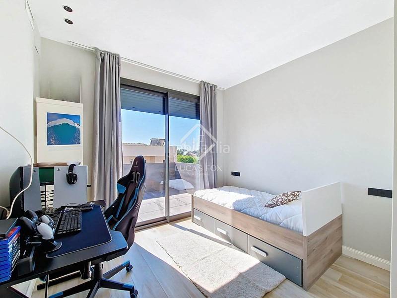 Foto 2be0c601-67b9-4197-8c2a-886bd9eb0619. Chalet casa de diseño con grandes calidades en venta en la carrelada, en una de las mejores zonas de la ciudad en Vilanova i la Geltrú
