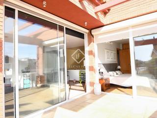 Xalet a Les Salines-Pla de Sant Pere. Exclusiva casa independiente con piscina en venta en cubelles a