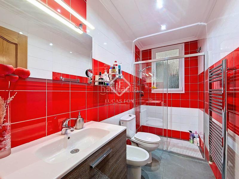 Foto 441b17cb-7f2e-4821-b4e7-16574a82aa17. Chalet espectacular casa independiente con jardín y piscina en una de las mejores zonas residenciales en Cunit