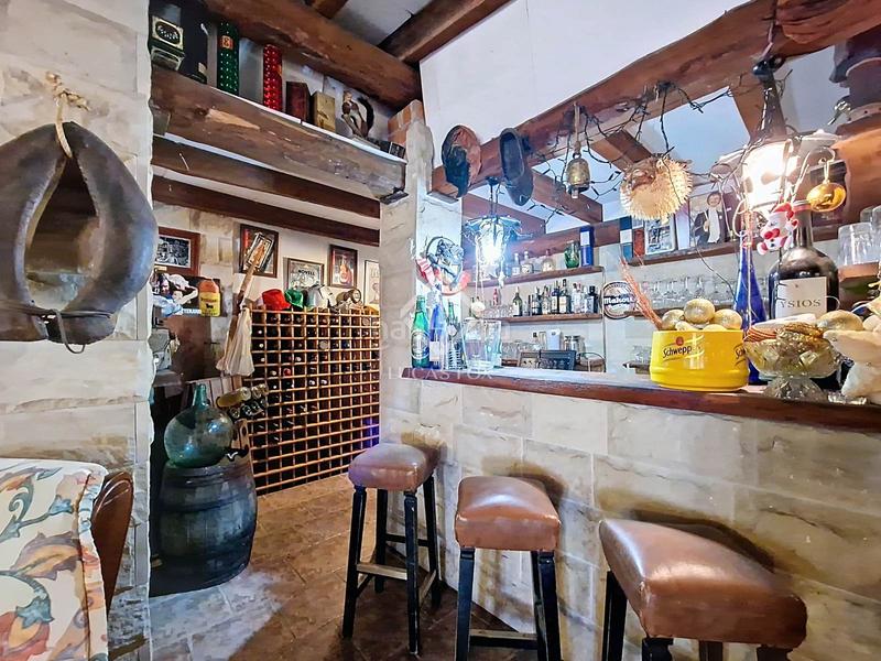 Foto 50ba1c16-bd80-4717-9d07-015ed68571dc. Chalet espectacular casa independiente con jardín y piscina en una de las mejores zonas residenciales en Cunit