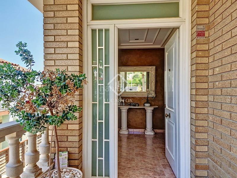 Foto 90655ea4-f91d-4c2e-a016-1df338faa91c. Chalet espectacular casa independiente con jardín y piscina en una de las mejores zonas residenciales en Cunit