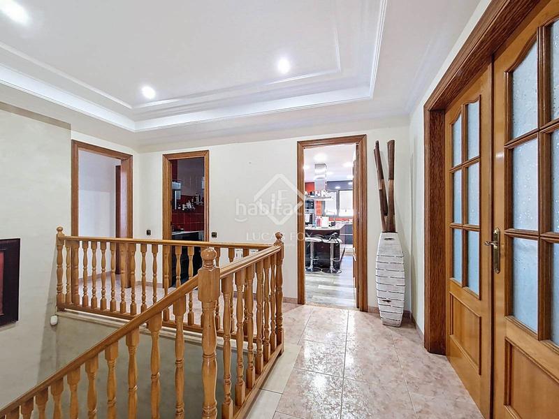 Foto f0b8c1ae-9591-4084-ab8a-bfea105dd1a6. Chalet espectacular casa independiente con jardín y piscina en una de las mejores zonas residenciales en Cunit