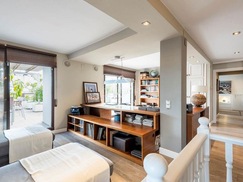 Foto 109eb4eb-863b-4c6a-9839-4a149cfa7a73. Piso magnífico ático dúplex con 112 m de terraza en venta en el centro de vilanova en Vilanova i la Geltrú