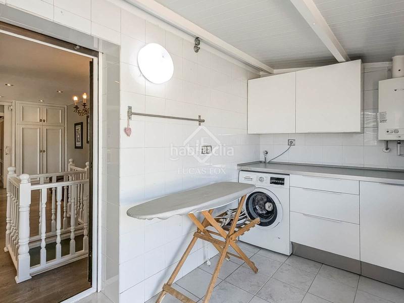 Foto e9a8b421-b2c6-45e3-9366-9f369aec5a33. Piso magnífico ático dúplex con 112 m de terraza en venta en el centro de vilanova en Vilanova i la Geltrú