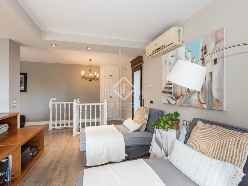 Foto f7f6f159-634b-462f-874f-679998890c55. Piso magnífico ático dúplex con 112 m de terraza en venta en el centro de vilanova en Vilanova i la Geltrú