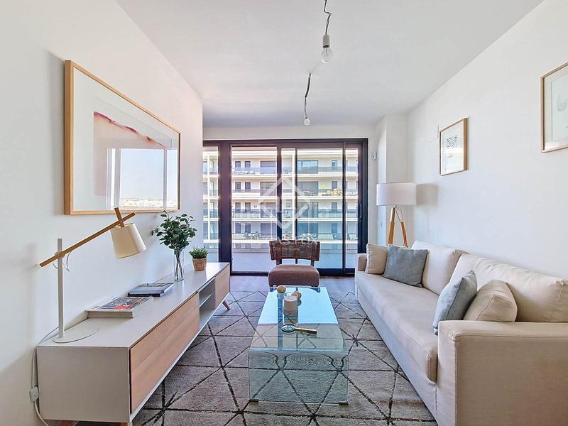 Foto 9ed72c67-aed4-46f9-8a5d-49d76219e846. Rent flat with heating parking pool in Barri de Mar Vilanova i la Geltrú