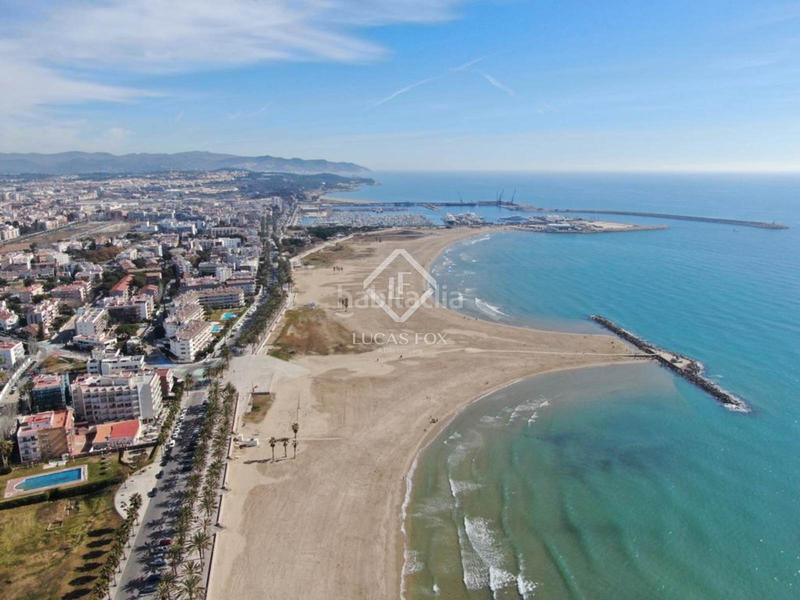 Foto ba79aa82-c9ff-4f37-86f9-402f7c470377. Piso encantador ático en Ribes Roges a pocos metros de la playa en Vilanova i la Geltrú