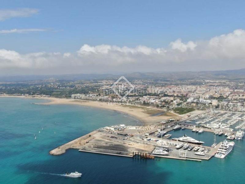 Foto dd6e8d45-e96a-4a7f-90fe-6700d689c3fa. Piso encantador ático en Ribes Roges a pocos metros de la playa en Vilanova i la Geltrú