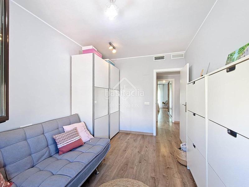 Foto aecd27db-8db7-48e7-9f5f-3f5f842bd8dd. Piso magnífico piso en venta con tres dormitorios en les llunes, , barcelona en Vilanova i la Geltrú