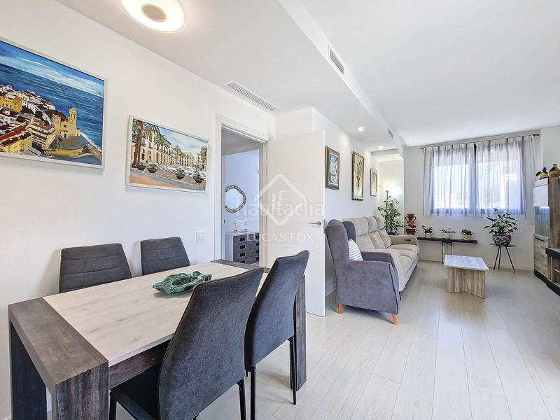 Foto 77ab2c84-c389-42be-9fe6-03c5892e967f. Location appartement avec chauffage parking dans Barri de Mar Vilanova i la Geltrú