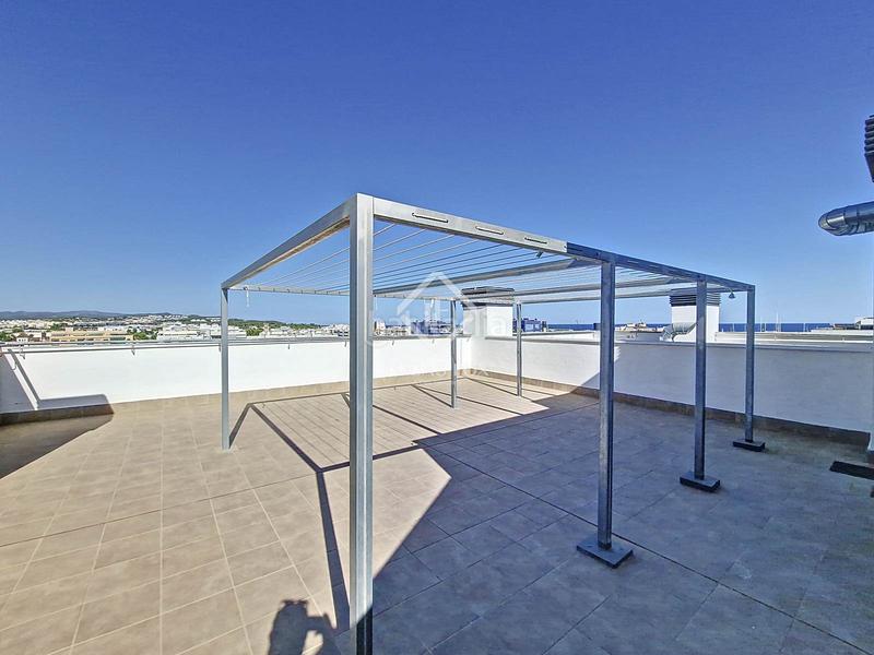 Foto bc670c98-ac55-40dd-b638-dc3304c61e25. Location appartement avec chauffage parking dans Barri de Mar Vilanova i la Geltrú