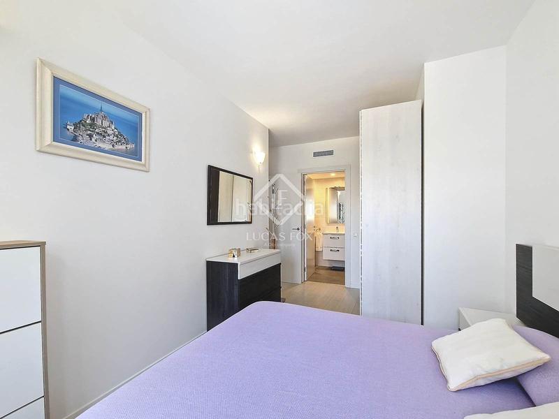 Foto 877bae25-1c80-4b6f-a35b-6b82c507e7d3. Rent flat with heating parking in Barri de Mar Vilanova i la Geltrú