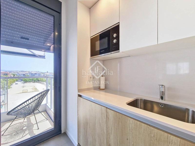 Foto a3d2a79d-6dfa-470e-be2c-ac9f77972ba7. Rent flat with heating parking in Barri de Mar Vilanova i la Geltrú