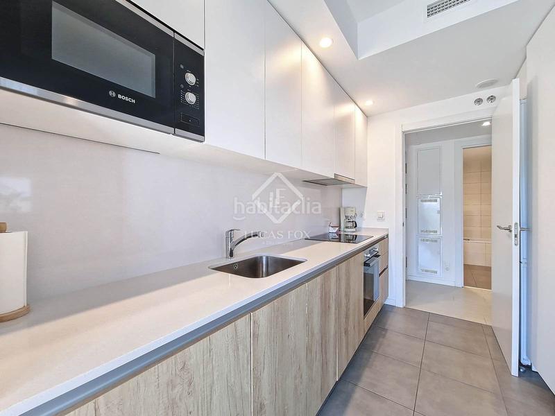 Foto bad2a044-b7d6-4d41-8ef5-163454a82d8c. Rent flat with heating parking in Barri de Mar Vilanova i la Geltrú