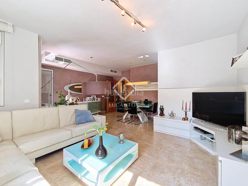 Foto 2a120415-34b7-46be-ae07-11e69dab467f. Piso exclusiva planta baja con 4 dormitorios y terraza de 80m amplitud, luz y confort junto al mar en Cubelles