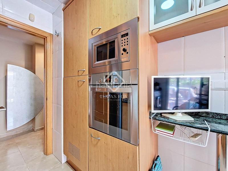 Foto f9b5137e-99a4-48ea-bf14-af93cc7a2543. Piso exclusiva planta baja con 4 dormitorios y terraza de 80m amplitud, luz y confort junto al mar en Cubelles
