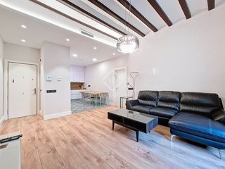 Location Appartement à Centrevila. Elegante piso con carácter en alquiler en el centro de vilanova