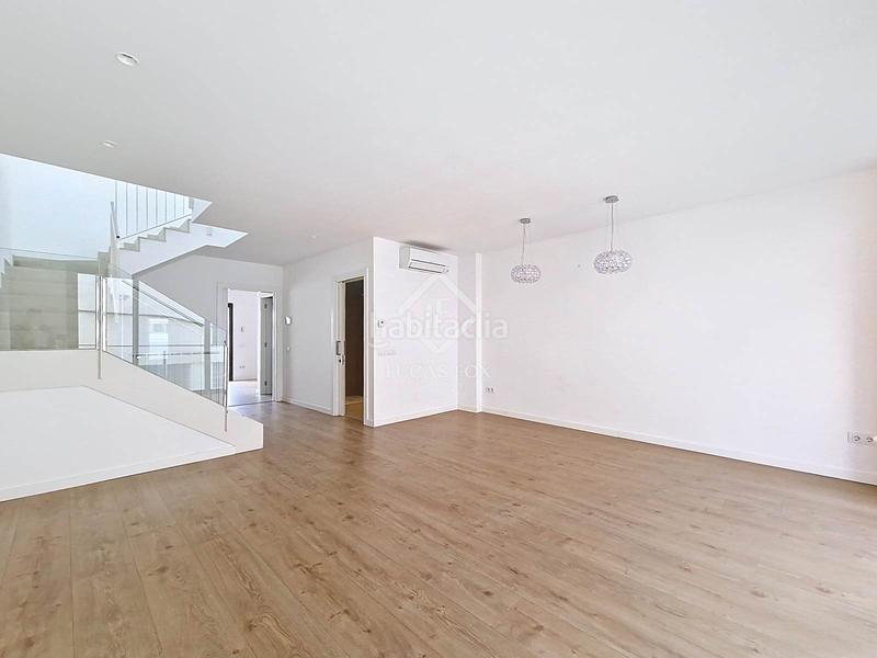 Foto 1dd734f0-88ac-4068-8d5f-083f70b299cc. Affitto chalet con riscaldamento parcheggio in Centrevila Vilanova i la Geltrú