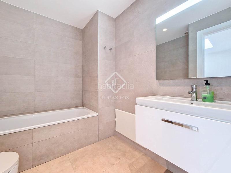 Foto 6bd41453-1a7f-4ccd-a16e-b81b361d4c67. Alquiler chalet casa seminueva en alquiler en el centro de vilanova en Vilanova i la Geltrú