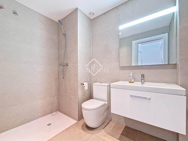 Foto 139d1da6-bf1d-4aab-9bd3-374583dfba6f. Lloguer xalet amb calefacció aparcament a Centrevila Vilanova i la Geltrú