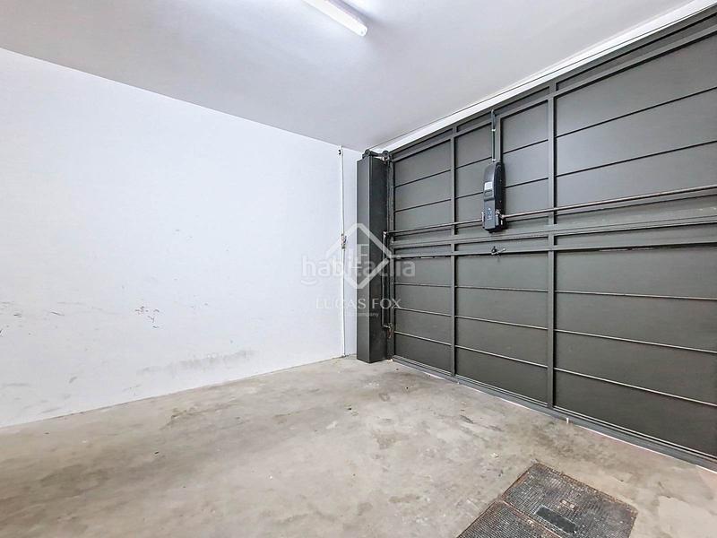 Foto 32c8e9de-ad6b-4c45-87fb-df6fdd8f8888. Rent chalet with heating parking in Centrevila Vilanova i la Geltrú