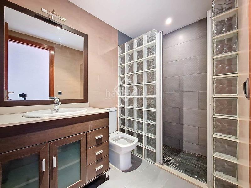 Foto 0013113f-4f74-4e84-b400-08249818f2aa. Flat with heating parking in Centrevila Vilanova i la Geltrú