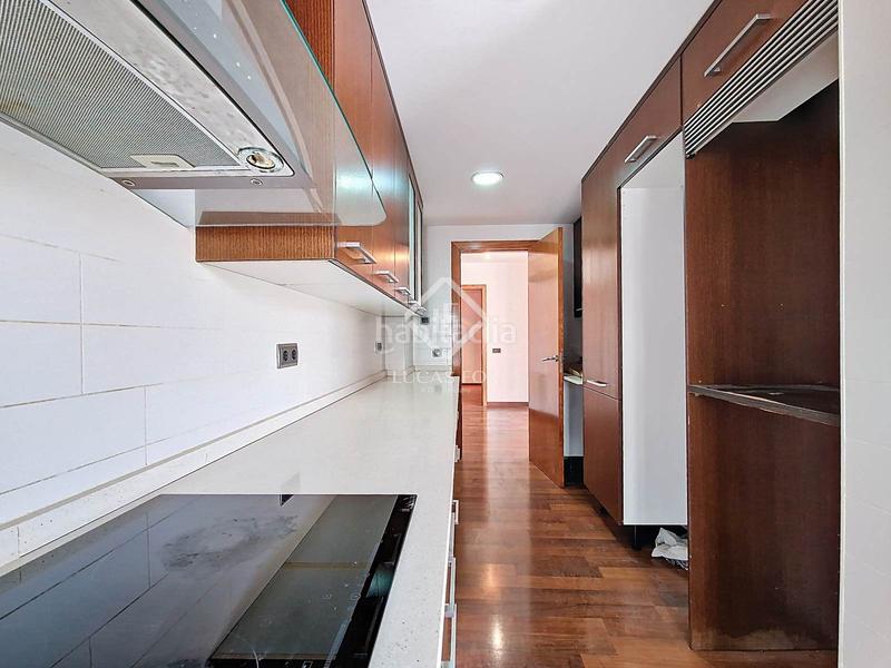 Foto 0cf68977-9287-4076-912b-489fbb2fdff9. Flat with heating parking in Centrevila Vilanova i la Geltrú