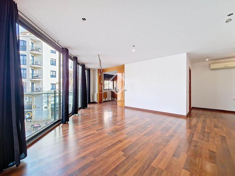 Foto d8e5b60e-7b06-4956-a4e9-d9e7117e426f. Flat with heating parking in Centrevila Vilanova i la Geltrú