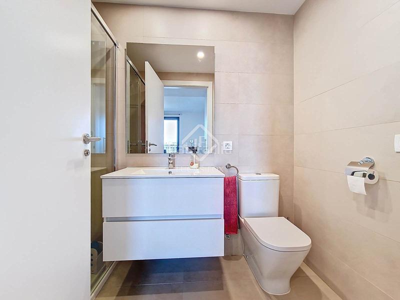 Foto 910c45b6-b479-42bb-af10-c9ccd0d86366. Rent flat with heating parking pool in Barri de Mar Vilanova i la Geltrú