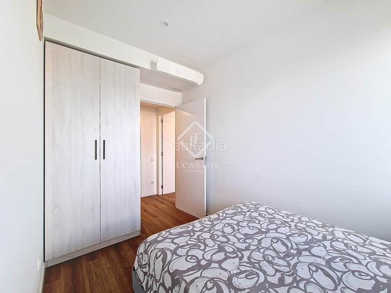 Foto 99eac95b-8082-4ecb-9f20-8aff6cdadcb9. Rent flat with heating parking pool in Barri de Mar Vilanova i la Geltrú