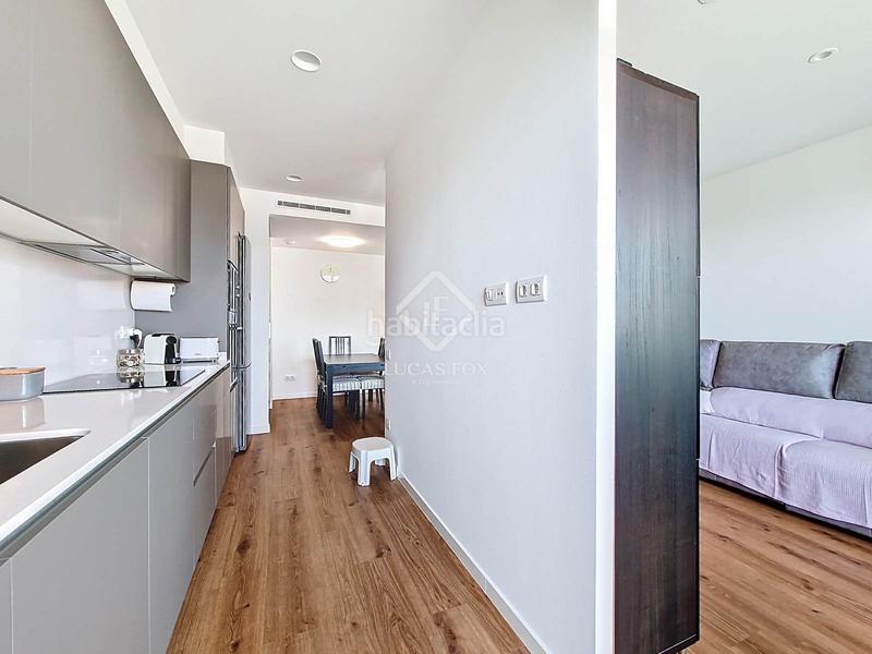 Foto 9ab3764f-e9b8-423e-ab9d-25328c6f1ac5. Rent flat with heating parking pool in Barri de Mar Vilanova i la Geltrú